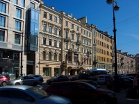 Central district, Nevsky avenue, 房屋 154. 公寓楼