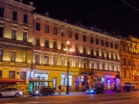 Central district, Nevsky avenue, house 51. Apartment house