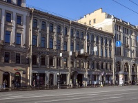 Central district, Nevsky avenue, 房屋 69. 公寓楼