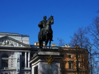Central district, monument Петру ISadovaya st, monument Петру I