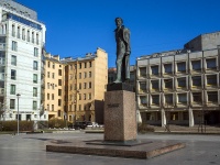neighbour house: . . monument Ф.Э. Дзержинскому