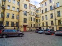 Центральный район, улица Захарьевская, дом 13. многоквартирный дом