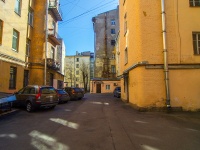 Центральный район, улица Захарьевская, дом 13. многоквартирный дом