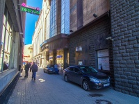 Central district, shopping center "Владимирский Пассаж",  , house 19