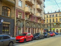 Central district, Vosstaniya st, house 42А. Apartment house