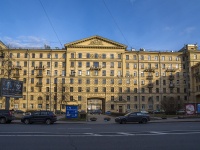Central district, avenue Suvorovskiy, house 61. Apartment house