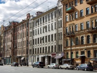 Central district, Suvorovskiy avenue, house 42. Apartment house