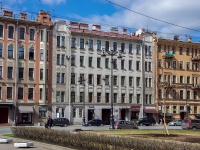 Central district, Suvorovskiy avenue, house 42. Apartment house