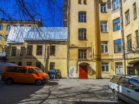 Central district, Chaykovsky st, 房屋 13. 公寓楼