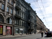 Central district, Zagorodny avenue, house 26. Apartment house