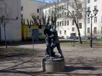 Central district, sculpture «Мальчики с гусем»Zagorodny avenue, sculpture «Мальчики с гусем»