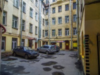 Central district, Kolokolnaya st, house 8. Apartment house
