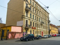 Central district, Kovenskij alley, house 4. Apartment house