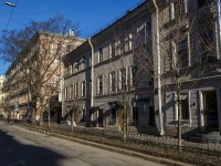 Central district, Ozernoj alley, house 6. Apartment house