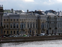 Central district, Dvortsovaya embankment, house 8. governing bodies