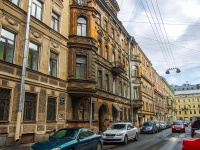 Central district, Dmitrovskij alley, house 7. Apartment house