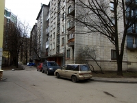 Центральный район, Калужский переулок, дом 7. многоквартирный дом