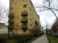 Central district, Kaluzhsky alley, house 9. Apartment house