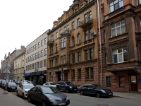 Central district, Kolomenskaya st, 房屋 27. 公寓楼