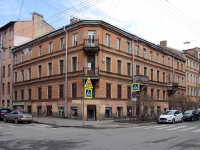 neighbour house: st. 4-ya sovetskaya, house 32. Apartment house
