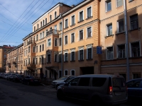 Central district, st 4-ya sovetskaya, house 34-36. Apartment house