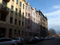 Central district, st 4-ya sovetskaya, house 44. Apartment house