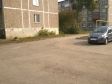 Екатеринбург, ул. Молотобойцев, 11: условия парковки возле дома
