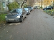 Екатеринбург, ул. Степана Разина, 51: условия парковки возле дома