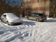 Екатеринбург, ул. Бородина, 4: условия парковки возле дома
