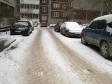 Екатеринбург, Krestinsky st., 13: условия парковки возле дома
