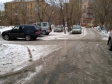 Екатеринбург, ул. Гурзуфская, 15А: условия парковки возле дома