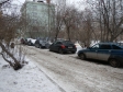 Екатеринбург, ул. Краснофлотцев, 9: условия парковки возле дома