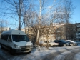 Екатеринбург, ул. Краснофлотцев, 49: условия парковки возле дома