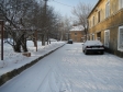 Екатеринбург, ул. Лобкова, 20: условия парковки возле дома