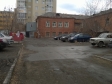 Екатеринбург, ул. Попова, 11: условия парковки возле дома