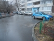 Екатеринбург, ул. Большакова, 22 к.4: условия парковки возле дома
