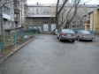 Екатеринбург, ул. Большакова, 3: условия парковки возле дома