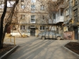 Екатеринбург, ул. Короленко, 8: условия парковки возле дома