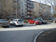 Екатеринбург, ул. Коминтерна, 13: условия парковки возле дома