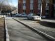 Екатеринбург, ул. Коминтерна, 11: условия парковки возле дома