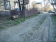 Екатеринбург, ул. Папанина, 32: условия парковки возле дома