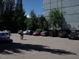 Тольятти, ул. Автостроителей, 70: условия парковки возле дома
