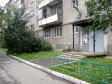 Екатеринбург, ул. Июльская, 45: приподъездная территория дома