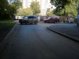 Екатеринбург, ул. Щорса, 56А: условия парковки возле дома