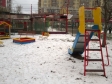 Екатеринбург, ул. Смазчиков, 2: детская площадка возле дома