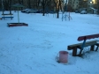 Екатеринбург, ул. Сулимова, 23: площадка для отдыха возле дома