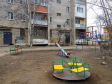 Кинель, ул. 50 лет Октября, 76: детская площадка возле дома