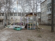 Екатеринбург, ул. Малышева, 100: детская площадка возле дома