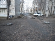 Екатеринбург, ул. Транспортников, 3: площадка для отдыха возле дома