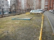 Екатеринбург, ул. Народной воли, 25: спортивная площадка возле дома